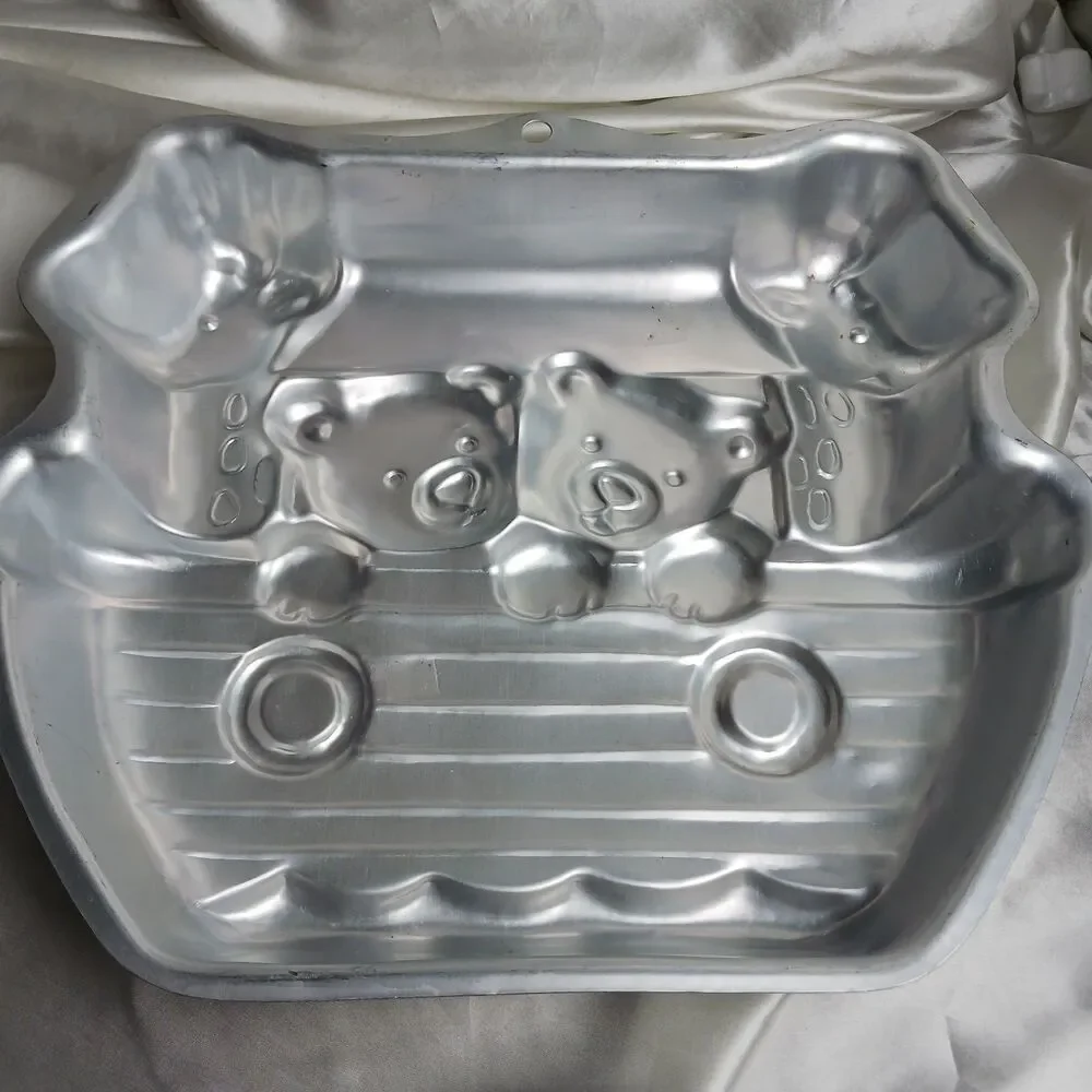 VINTAGE WILTON NOAH'S ARK CAKE PAN